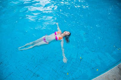 不错很nice材质挺好就是不显胸