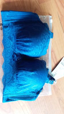 一直购买店家,聚拢,贴身,一直都在回购中,现在还迷上直播,有空就去看看苏苏小美女。安安客服热情周到,他家客服都是如此,让人特舒服。 一直购买店家,聚拢,贴身,一直都在回购中,现在还迷上直播,有空就去看看苏苏小美女。安安客服热情周到,他家客服都是如此,让人特舒服。