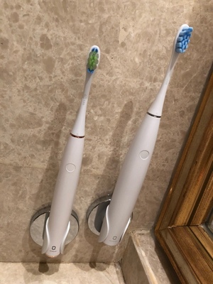 吐槽欧可林电动牙刷怎么样，好不好用？和小米是什么关系的？