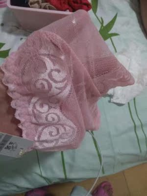 宝贝收到,特别满意既性感又舒服,简直是淘到宝了,这样的价格超值!丝质柔滑色泽靓丽,一次四条够穿一夏天啦!满意还会回购! 宝贝收到,特别满意既性感又舒服,简直是淘到宝了,这样的价格超值!丝质柔滑色泽靓丽,一次四条够穿一夏天啦!满意还会回购!