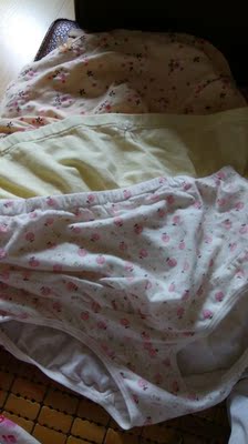 质量很好，是纯棉的，一下买了四条到时候换着穿，真的很实惠。