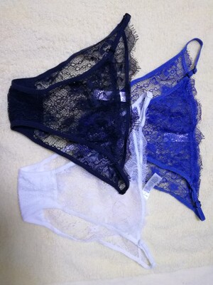 第二次购买了喔,窄边的裤裤穿起来真的很舒服,都不想再穿别的款啦,客服回复很及时,物流也很快。(*∩_∩*) 还有赠品小镜子很漂亮,还会回购喔 第二次购买了喔,窄边的裤裤穿起来真的很舒服,都不想再穿别的款啦,客服回复很及时,物流也很快。(*∩_∩*) 还有赠品小镜子很漂亮,还会回购喔