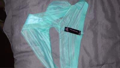 这种做工到底是什么鬼？还有个洞！果断扔了