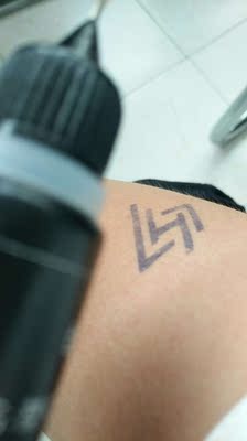 很好用，有没有，超级棒，有没有，好好看，有没有，是我要的效果，简直太棒了，就是要休息，防水。洗不掉的！！！！！！物流也很快啊，都以为我这个是纹的 远看还是挺像的