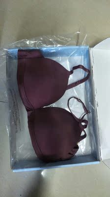 宝贝挺好看的，和想象中的一样，不错的购物体验。