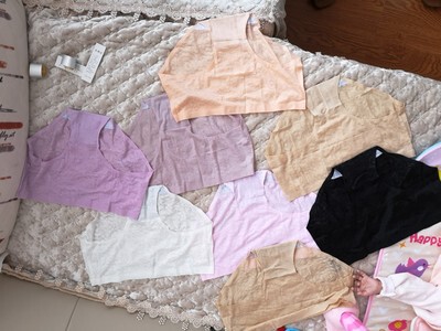 真的物美价廉，出乎意料的好哟，刚收到货就洗上了，没看出掉色，弹性也很大，很满意哟， 摸起来跟柔软，穿着舒服，性价比高，摸在手里的感觉 非常好，做工非常仔细，也没有多余的线头, 特别喜欢。比我想象中的还要好，价格也很实惠。很满意的一次购物，下次有需要会考虑回购的。 