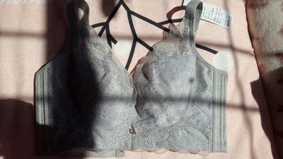 太满意了，穿着很舒服，尺码也很标准，客服服务非常好！满意