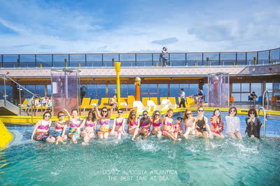 团队活动订了30多件，拍照超美