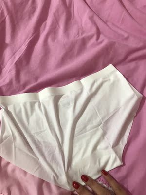 这个价格买到很惊喜。冰冰凉凉的夏天穿正好 质感很高大上。为卖家打call 以后还会再来的。