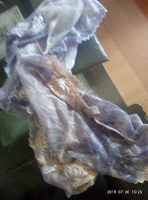 掉色 很严重 特别严重 原本肤色和白色的内裤变成这样 因为刚买的内裤我都会开水泡一下 就成这样了 客服那边也不满意 我以前买过的内裤也没存在过掉色 我知道有我没有把深色浅色分开洗的原因但是她没有再产品说明说这个问题也有她的问题 如果提前告知有掉色情况我就不会一起洗了 导致现在很郁闷 掉色 很严重 特别严重 原本肤色和白色的内裤变成这样 因为刚买的内裤我都会开水泡一下 就成这样了 客服那边也不满意 我以前买过的内裤也没存在过掉色 我知道有我没有把深色浅色分开洗的原因但是她没有再产品说明说这个问题也有她的问题 如果提前告知有掉色情况我就不会一起洗了 导致现在很郁闷