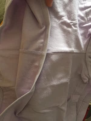 看图、质量好得没得说、又便宜、去年底买了2个红色、穿到现在还很好、不起球、现在买多一份放家里备用、想买的别犹豫 看图、质量好得没得说、又便宜、去年底买了2个红色、穿到现在还很好、不起球、现在买多一份放家里备用、想买的别犹豫