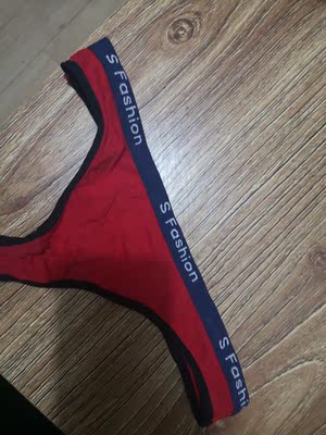 质量很好,穿着既舒服又性感,物流也很快 穿着不勒不紧 质量很好,穿着既舒服又性感,物流也很快 穿着不勒不紧