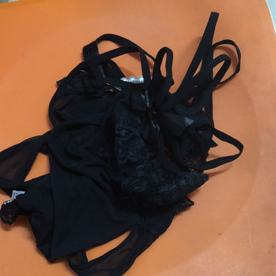 不错，很性感，送货也很快