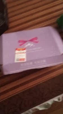 宝贝收到了,很喜欢,紫色很漂亮,摸起来很舒服!包装很好! 宝贝收到了,很喜欢,紫色很漂亮,摸起来很舒服!包装很好!