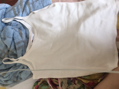 特别舒服,贴身,但是只能身材特别好的穿因为太贴身了,内衣的边边,身上的一点点赘肉都会暴露无疑,所以想穿在外面的要慎重考虑了,在家里当睡衣还是很舒服的 特别舒服,贴身,但是只能身材特别好的穿因为太贴身了,内衣的边边,身上的一点点赘肉都会暴露无疑,所以想穿在外面的要慎重考虑了,在家里当睡衣还是很舒服的