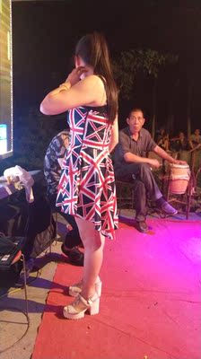 衣服好看 质量也好,就是号有点偏小,喜欢的朋友们抓紧下手吧 衣服好看 质量也好,就是号有点偏小,喜欢的朋友们抓紧下手吧