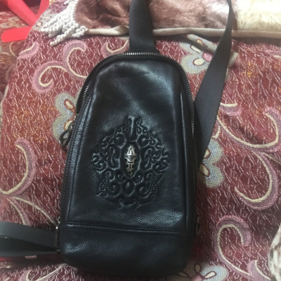 解说帕宾男包怎么样，质量很差是真的吗