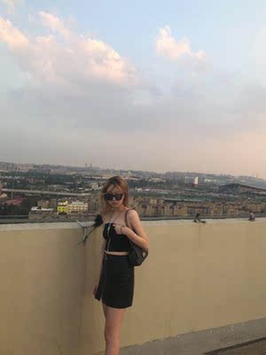 我174 本来以为穿着会短 结果刚刚好!欧美风很酷 夏天穿也不会奇怪 穿着去蹦迪啦 我174 本来以为穿着会短 结果刚刚好!欧美风很酷 夏天穿也不会奇怪 穿着去蹦迪啦