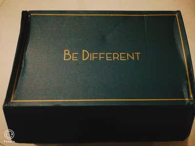 第二次在他们家买了，觉得性价比挺高的，总体说一下吧。尺码：这款穿的和平时75B一样，还担心会小。效果：不会往中间聚拢，看款式也知道，主要是保持胸型，上身效果很性感。材质：这个价位性价比算不错的啦。确实值得购买，之后还会考虑再买的。