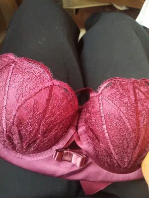 价格便宜，质量好！透气性好！也没有色差！