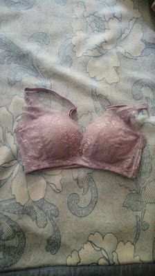 最近忙评价晚了,一起买了四件,全都试穿了,颜色款式样子都是我喜欢的,穿着很舒服。以后还会再购买。 最近忙评价晚了,一起买了四件,全都试穿了,颜色款式样子都是我喜欢的,穿着很舒服。以后还会再购买。