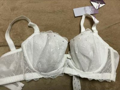 款式漂亮，尺码合适，以后内衣就定点你家了，哈哈哈