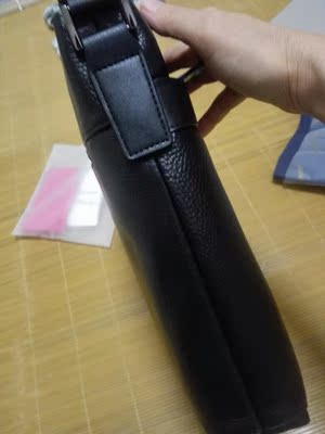 点评KHARONO男包怎么样,质量假不假呢，亲身使用三个月感受揭秘