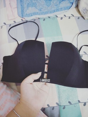 宝贝收到了,做工精细,质量好,面料柔软,穿着舒服,大小合适,版型很不错,一点都不勒,感觉特别聚拢,收副乳效果不错,满意!店家服务态度很好!还会再光顾的呢 宝贝收到了,做工精细,质量好,面料柔软,穿着舒服,大小合适,版型很不错,一点都不勒,感觉特别聚拢,收副乳效果不错,满意!店家服务态度很好!还会再光顾的呢