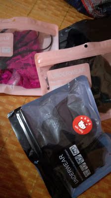 很快收到 和店里的 一样 价格 实惠 质量好一次买了好几件 还送了 🎁礼物 很快收到 和店里的 一样 价格 实惠 质量好一次买了好几件 还送了 🎁礼物