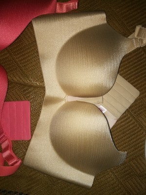 质量很，，跟都市丽人里面质量差不多，五汁膏由雪、、白萝、、生姜榨汁制 是我想着舒服，质特