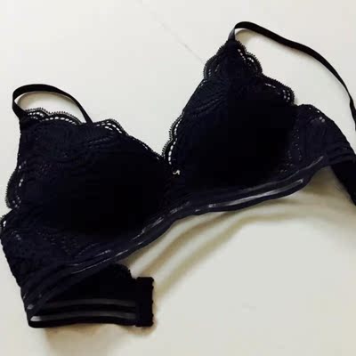 内衣款式好看，也不厚，适合小胸的