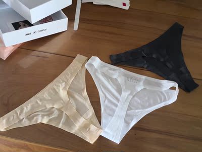 好可爱的内内,从没穿过这样的,买来试试,三条内内放水里就一把儿,以后洗她就快捷多了,颜色很喜欢,洗了晾上了,好节约的步伐,这也算绿色环保吗😊👌👌👌 好可爱的内内,从没穿过这样的,买来试试,三条内内放水里就一把儿,以后洗她就快捷多了,颜色很喜欢,洗了晾上了,好节约的步伐,这也算绿色环保吗😊👌👌👌