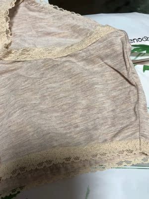 面料挺软的 但不会回购 颜色是确实不好看。。显老气 面料挺软的 但不会回购 颜色是确实不好看。。显老气