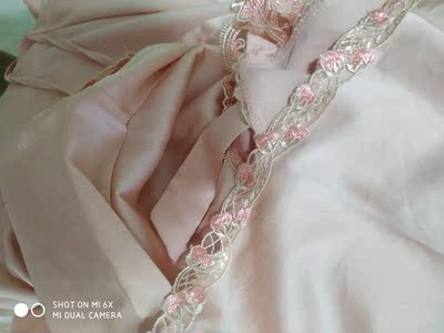 质量很好，穿的很舒服，两用，非常喜欢，价格也划算，棒棒哒，给100个赞，穿了好长时间才评价的