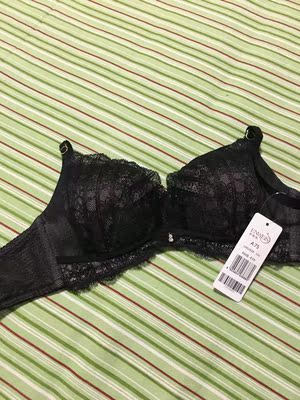 做工质量都不错?,我一般只买这个品牌和曼妮芬的,都满意。 做工质量都不错?,我一般只买这个品牌和曼妮芬的,都满意。