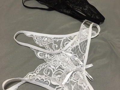 真心话绝要不了20块一条，而且均码的我穿着有点大，这个布料成本也就两块以下吧😂，男方喜欢舍得花姑娘们可以拥有😊