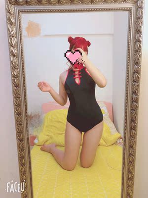 超可爱啊！！！穿上围裙像中华小厨娘，不穿围裙又有一种旗袍风的感觉！