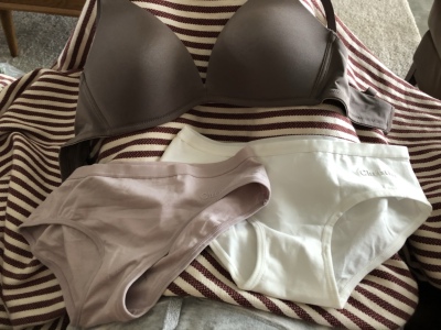 质量还不错 就是没胸了 质量还不错 就是没胸了