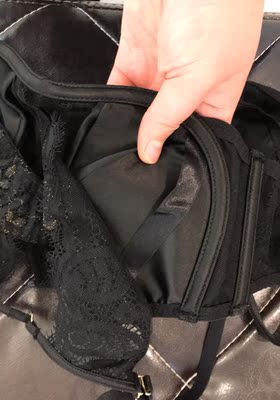 快递很快，没想到商品能这么好，非常满意，根本不需要试，