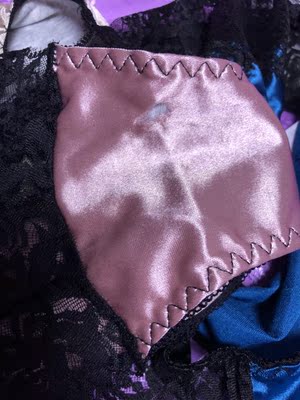 垃圾就应该在垃圾桶里面,寄个坏的过来什么意思。 垃圾就应该在垃圾桶里面,寄个坏的过来什么意思。