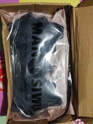 手感超乎想象 真的超级舒服 超级柔滑 一点不扎手的质感 无钢圈 给你超乎想象的自由 不愧是三高店铺