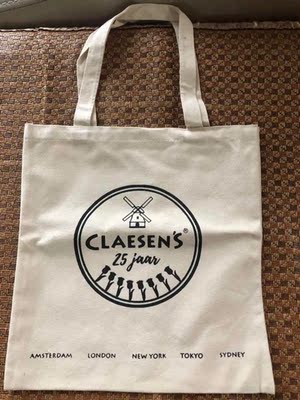 之前在这家买过几次冰丝无痕内衣，质量很好。这次试试棉款,和女儿一起试穿了很舒服，棉质很好，我很少淘宝买东西，这家买过几次都满意，实体店买不到这么舒服的，送的布袋很实用