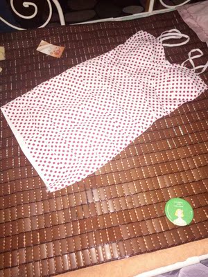 衣服收到了质量还不错，快递也挺快，卖家挺好说话