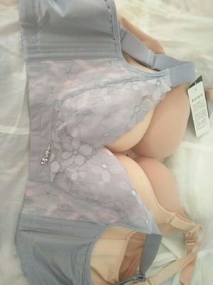 平时都没有评价的习惯,这次例外,有心把好东西推广给大家。面料也很精致,聚拢效果 还是很好的,虽然没有钢圈但是上身提升效果也是相当不错,而且没有束缚感,内衣不错,无钢圈内 衣很给力,不错!穿上效果很好。面料舒适,很喜欢这款。发货很快,包装认真仔细,让我很惊 讶的是宝贝真的是太棒了 内衣很好,质量摸着不错。很有事业线的感觉。我相信这款产品很多人会满意的,姐妹们可以试试哦 平时都没有评价的习惯,这次例外,有心把好东西推广给大家。面料也很精致,聚拢效果 还是很好的,虽然没有钢圈但是上身提升效果也是相当不错,而且没有束缚感,内衣不错,无钢圈内 衣很给力,不错!穿上效果很好。面料舒适,很喜欢这款。发货很快,包装认真仔细,让我很惊 讶的是宝贝真的是太棒了 内衣很好,质量摸着不错。很有事业线的感觉。我相信这款产品很多人会满意的,姐妹们可以试试哦