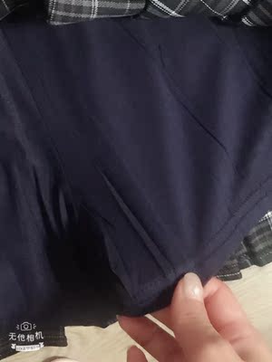 还可以 布料也OK 性价比还是可以的！没有想别人说的有很多线头！有几根也算是正常！