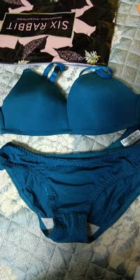 实物跟照片一样好，朋友都说好看跟我要链接！超喜欢！