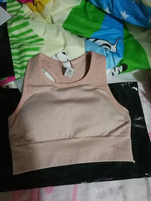 跟妹妹买个一样的bra，支持萝莉家，活动简直是白送啊，这么实惠，质量还这么好，一定要继续支持。