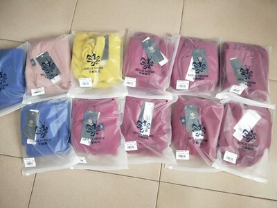 华丽独秀铁粉,这次特意买了十来套做班服,大家都很喜欢,银纱面料闪闪的,很美腻。 华丽独秀铁粉,这次特意买了十来套做班服,大家都很喜欢,银纱面料闪闪的,很美腻。