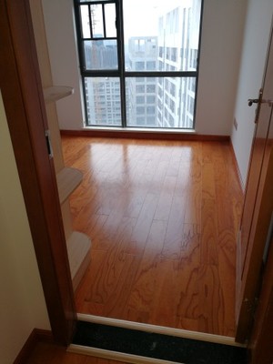 目前看来好享家地板怎么样，质量好吗？好享家木地板是纯实木的吗