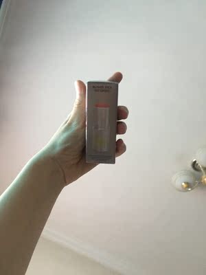 好穿的,大小合适,质量也不不错,喜欢的朋友们可以入手。 好穿的,大小合适,质量也不不错,喜欢的朋友们可以入手。